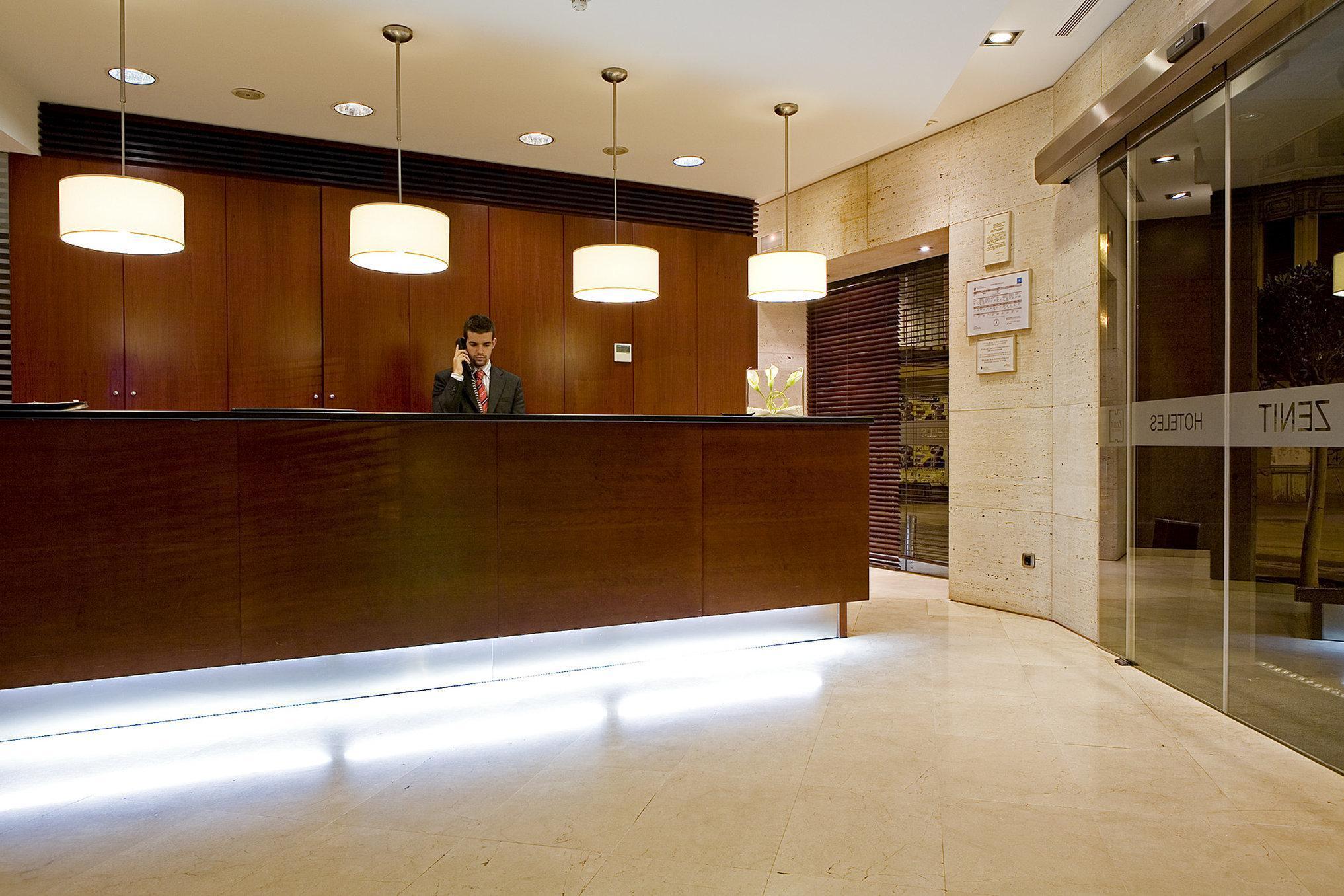 โฮเต็ล เซนิท เมอร์เซีย Hotel มูร์เซีย ภายนอก รูปภาพ