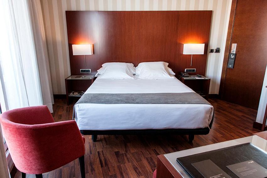 โฮเต็ล เซนิท เมอร์เซีย Hotel มูร์เซีย ภายนอก รูปภาพ
