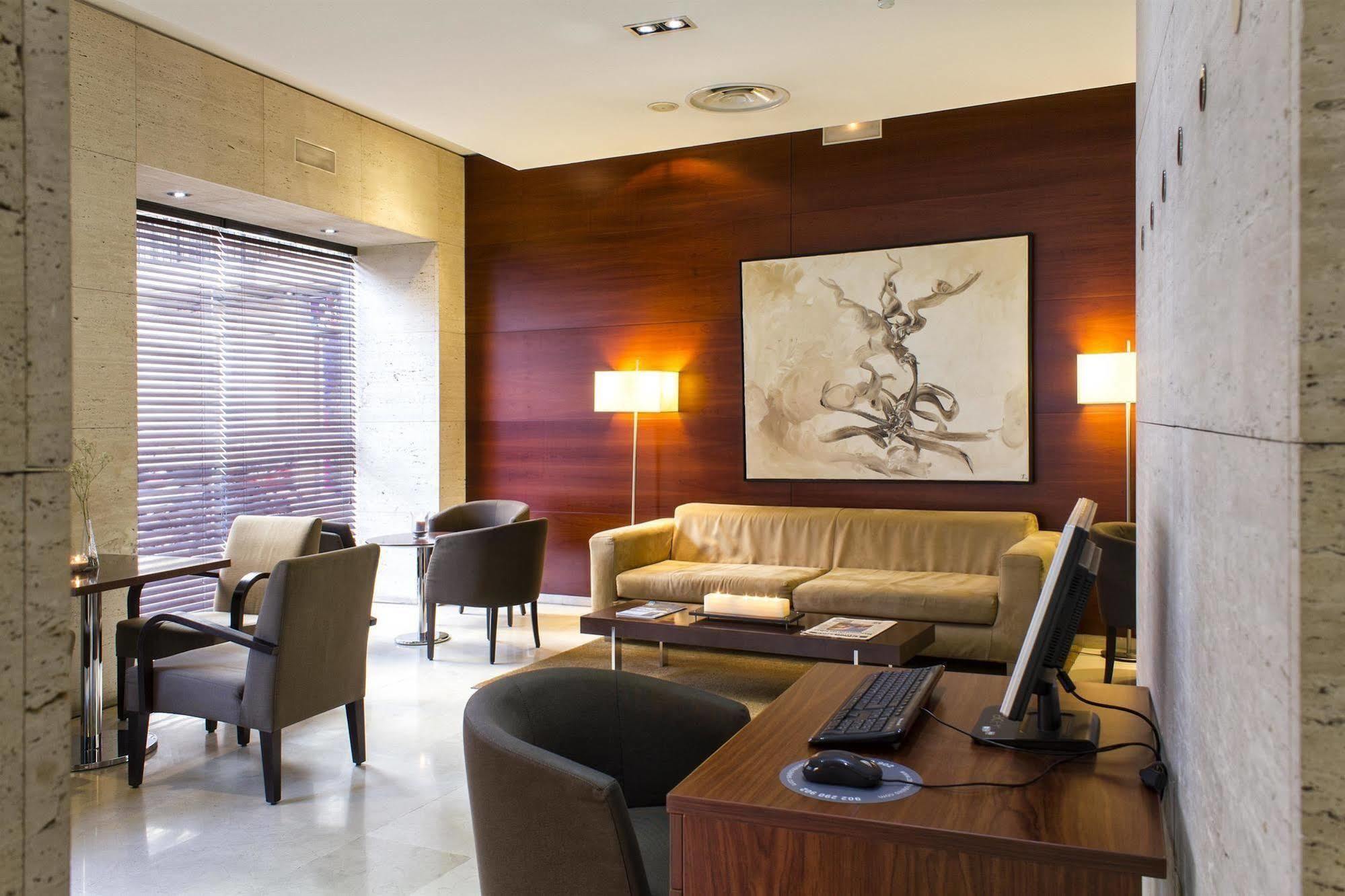 โฮเต็ล เซนิท เมอร์เซีย Hotel มูร์เซีย ภายนอก รูปภาพ